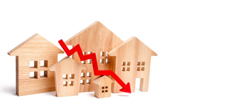 UK house prices set to fall ‘back to the level they were at in summer 2021